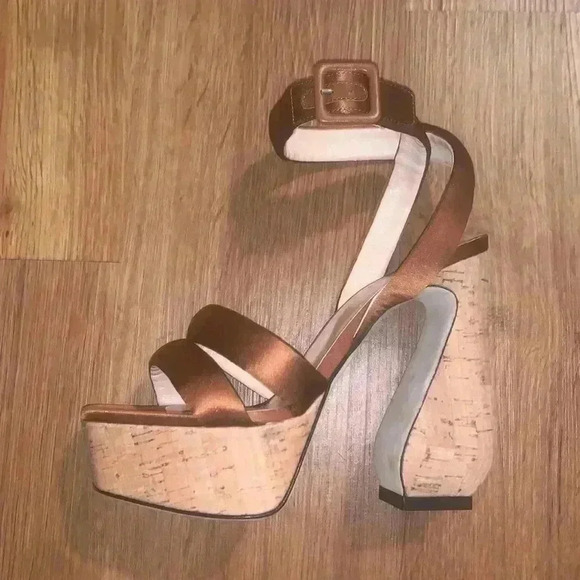 Si Rossi Satin Platform Sandal - Picture 10 of 15